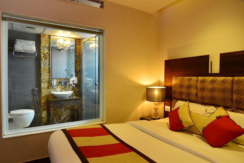 Hotel Uppal International, Near New Delhi Railway Station Экстерьер фото